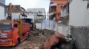 Jasa bongkar bangunan lama dengan metode aman dan peralatan modern
